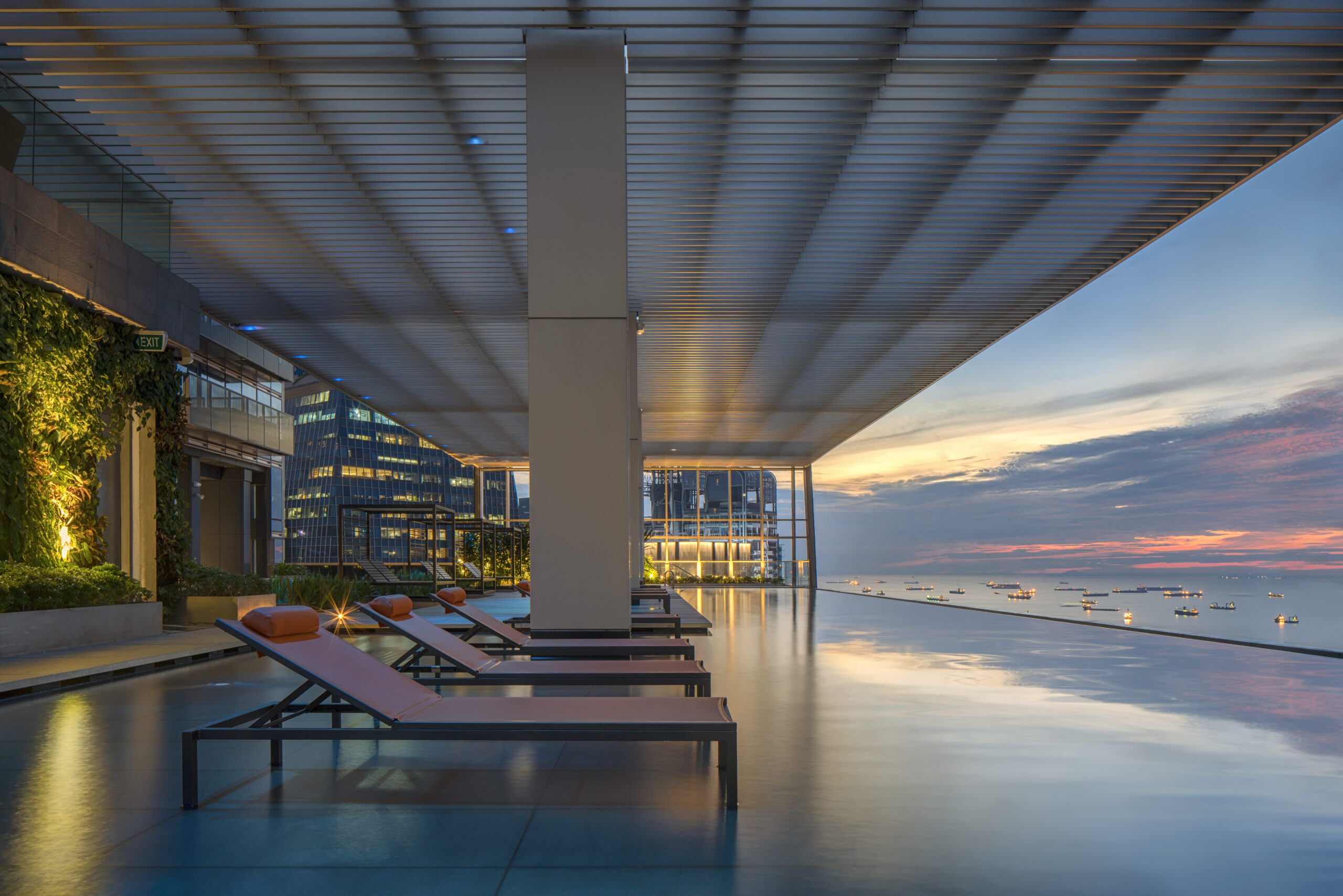 Wallich Residence Infinity Pool at Level 39, jc group properties